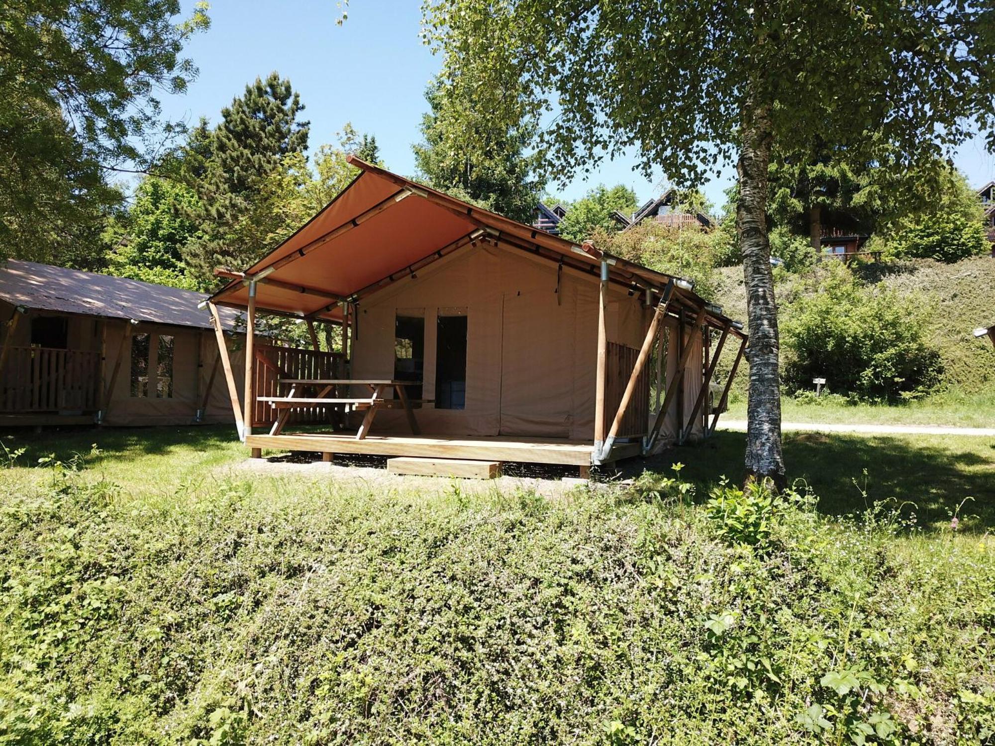 Hotel Ardenparks Petite Suisse Dochamps Zimmer foto